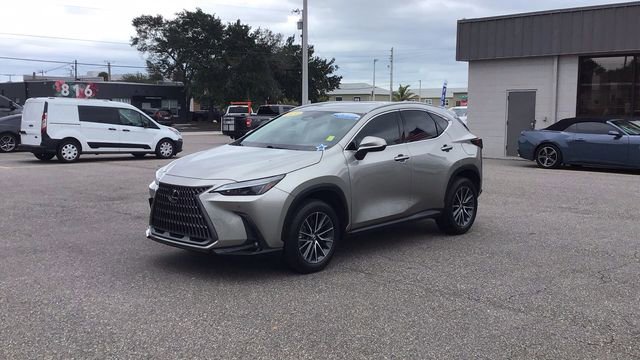 Used 2024 Lexus NX 250 FWD w/ Premium Package image 2