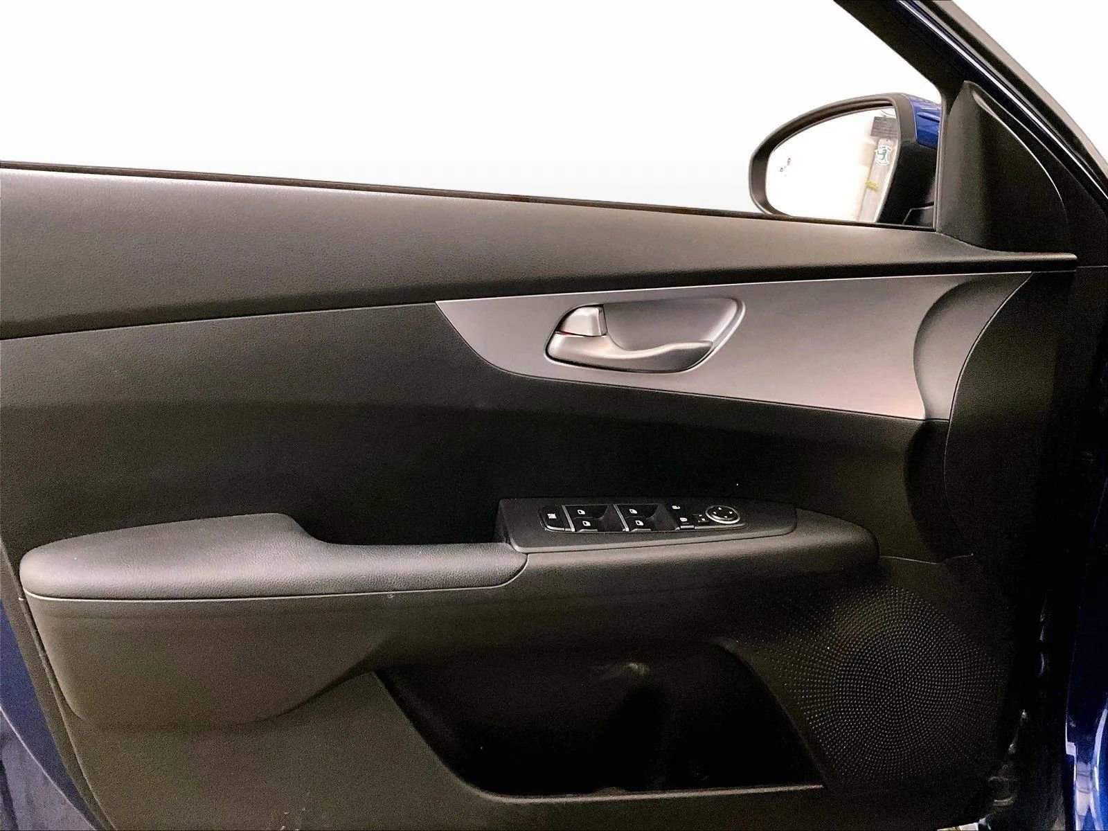 Used 2023 Kia Forte LXS w/ LXS Technology Package FWD image 22