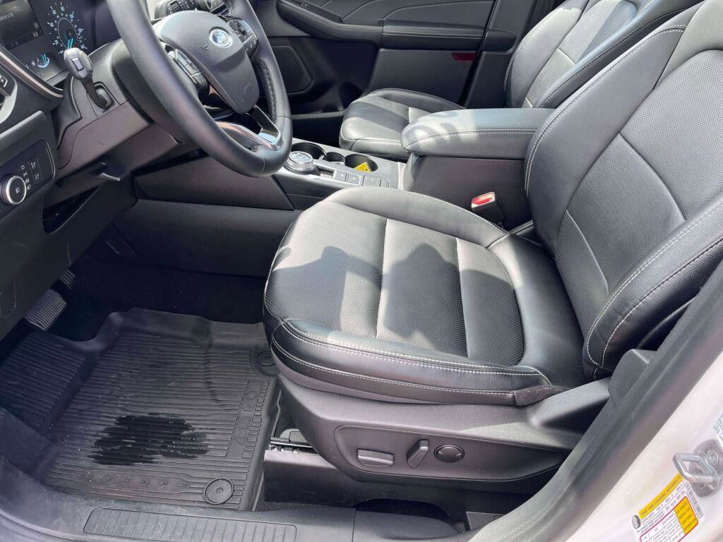 Certified 2022 Ford Escape SEL AWD/4WD image 15