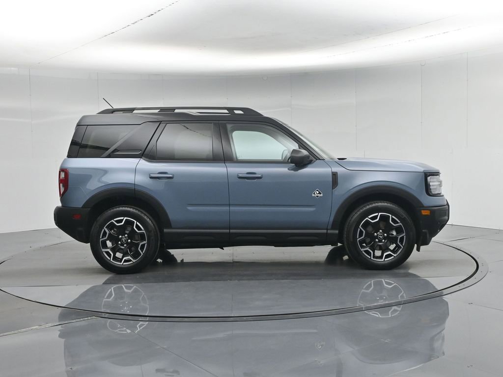 Certified 2025 Ford Bronco Sport Outer Banks w/ Outer Banks Tech Package+ image 32