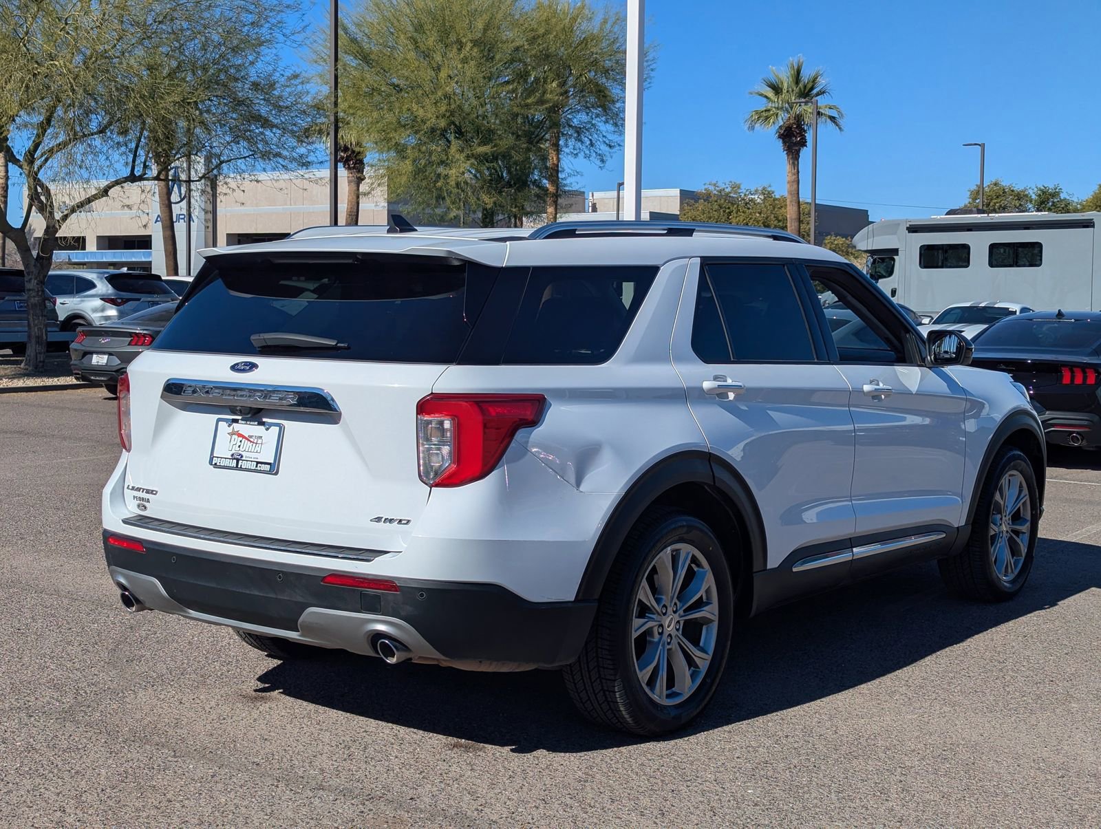 Certified 2023 Ford Explorer Limited image 6