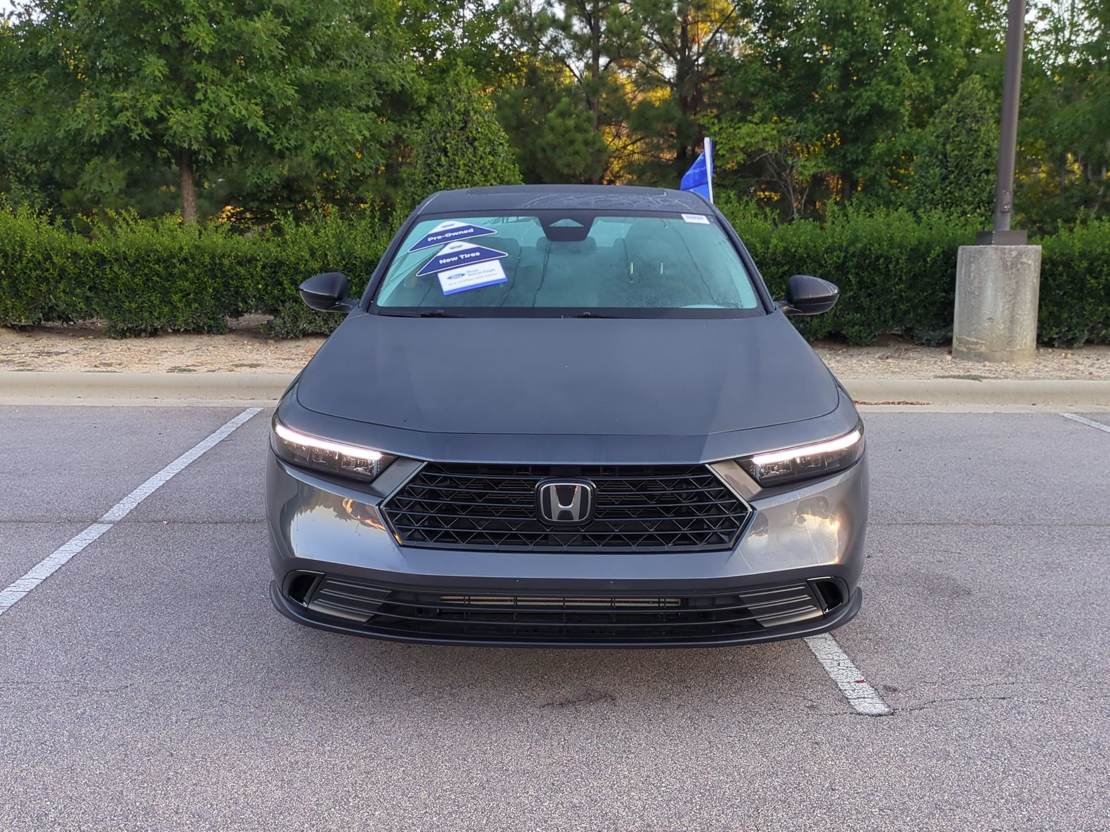 Used 2025 Honda Accord SE image 9