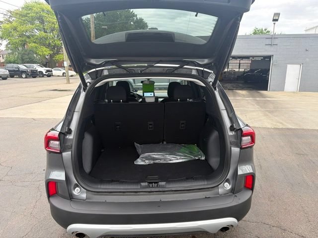Certified 2024 Ford Escape Active AWD/4WD image 13