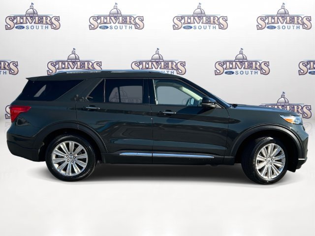 Certified 2024 Ford Explorer Limited w/ Limited Technology Package RWD image 2