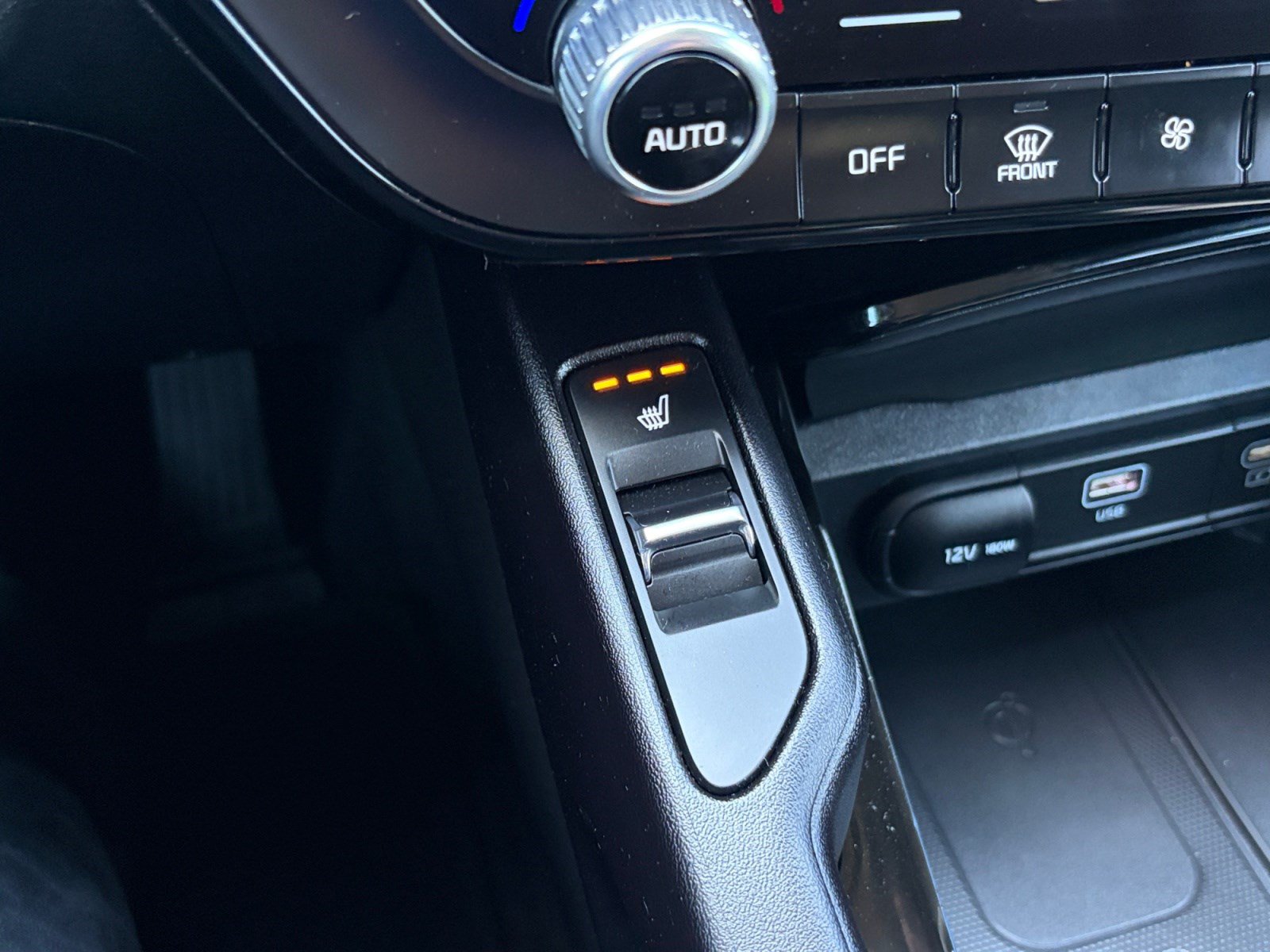 Used 2025 Kia Telluride S FWD image 19