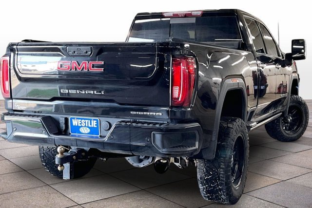 Used 2022 GMC Sierra 2500 Denali w/ Denali Black Diamond Edition AWD/4WD image 6