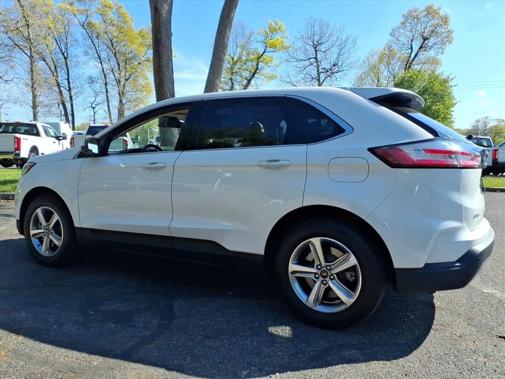 Certified 2023 Ford Edge SEL w/ Convenience Package AWD/4WD image 3