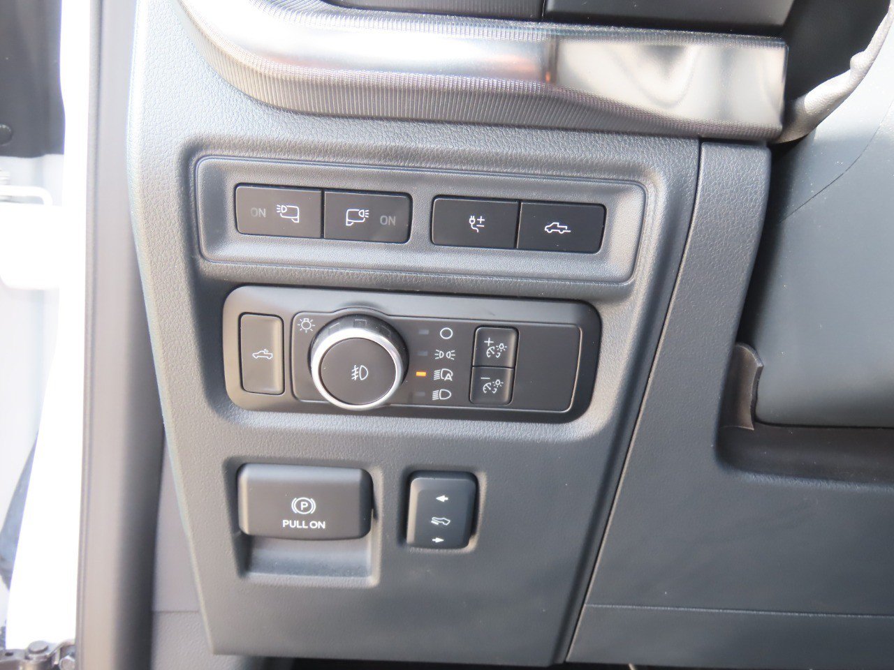 Certified 2024 Ford F150 Raptor AWD/4WD image 26