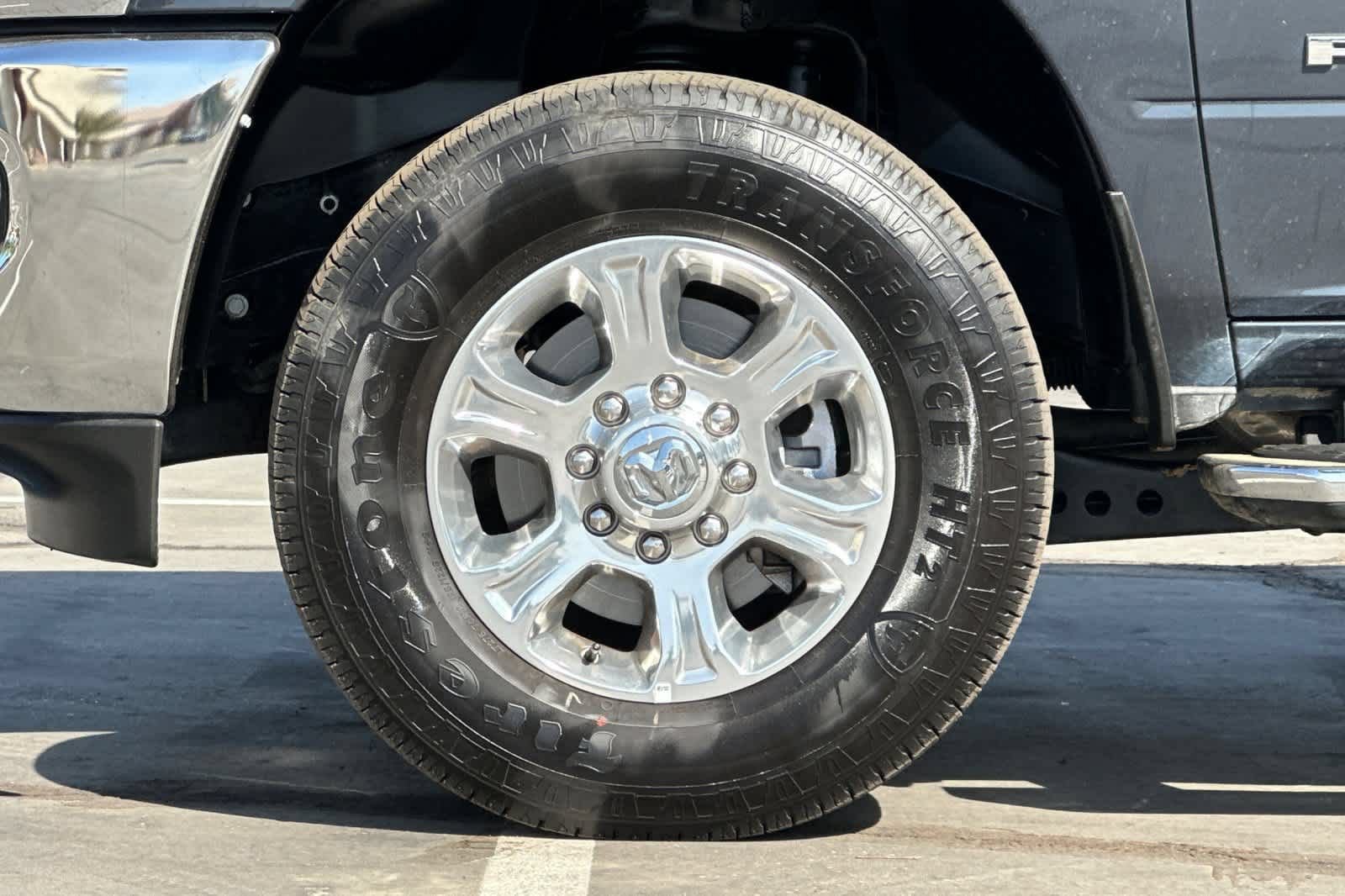 Used 2025 RAM 2500 Big Horn AWD/4WD image 27