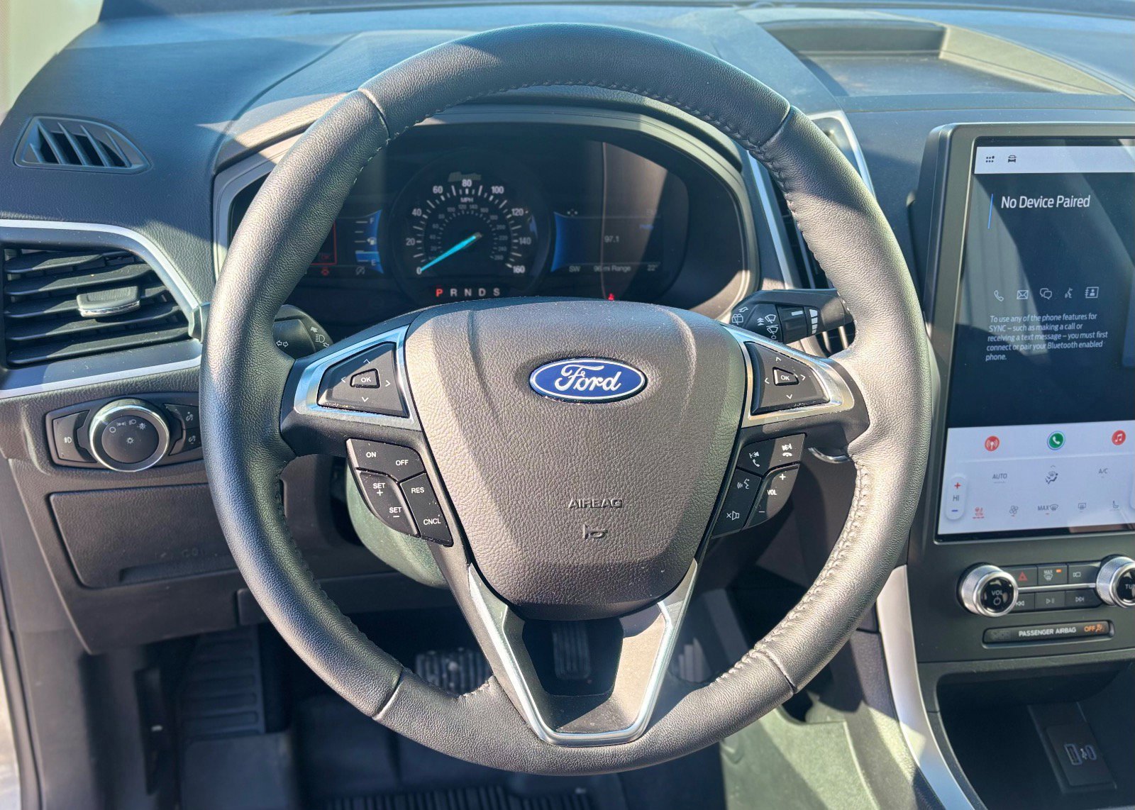 Certified 2024 Ford Edge SEL w/ Convenience Package image 30