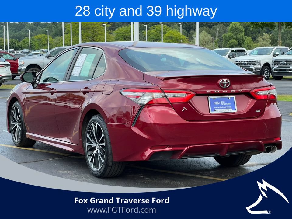 Used 2018 Toyota Camry SE w/ Moonroof Package FWD image 34