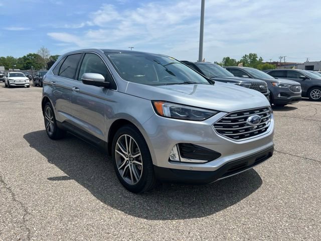Certified 2024 Ford Edge Titanium w/ Equipment Group 301A AWD/4WD image 3