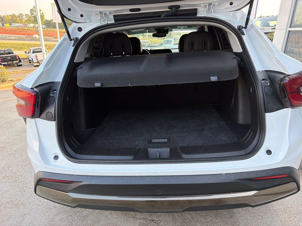 Used 2025 Chevrolet Trax ACTIV w/ Driver Confidence Package FWD image 8