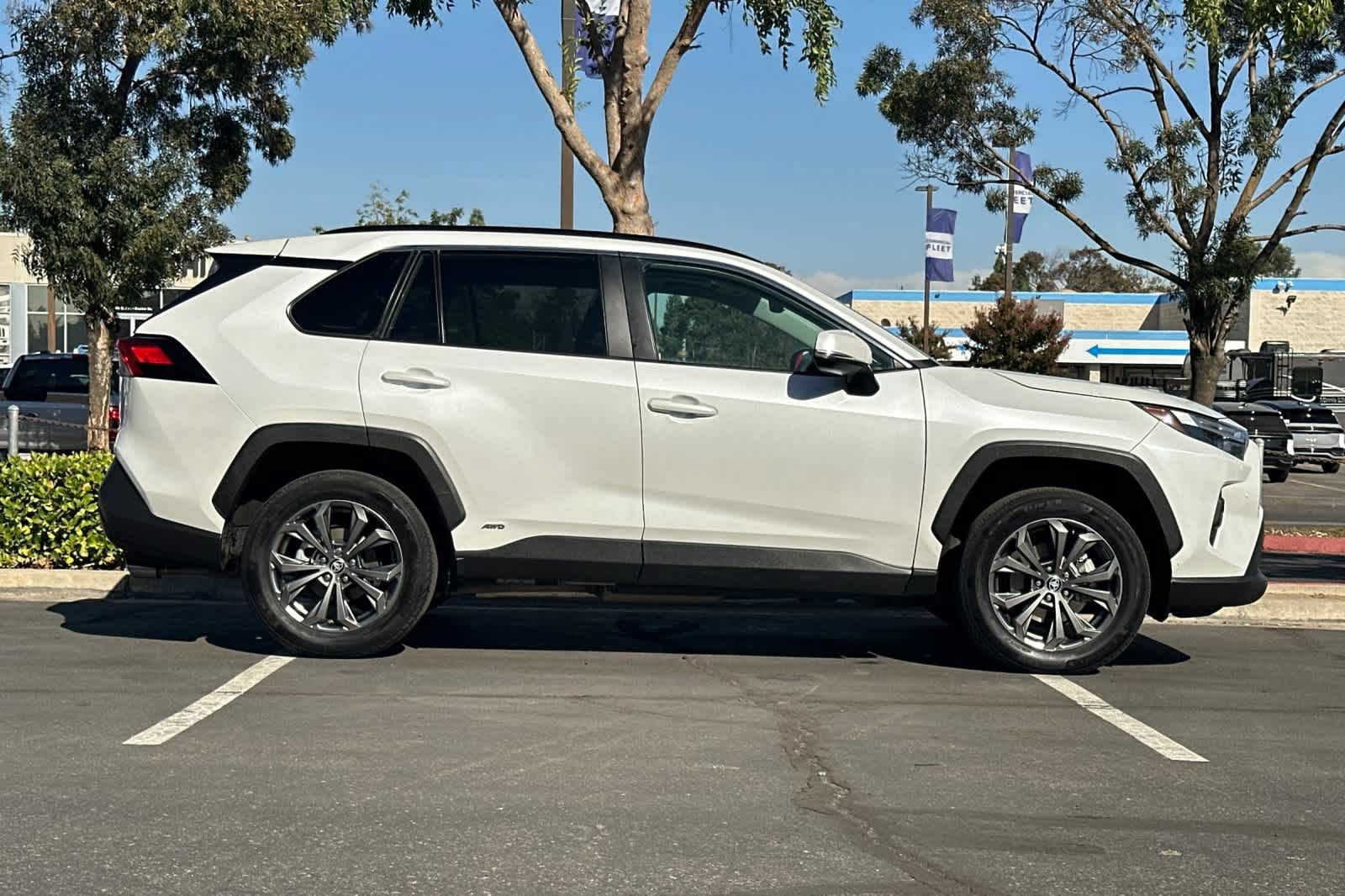 Used 2024 Toyota RAV4 XLE Premium w/ Weather Package AWD/4WD image 9