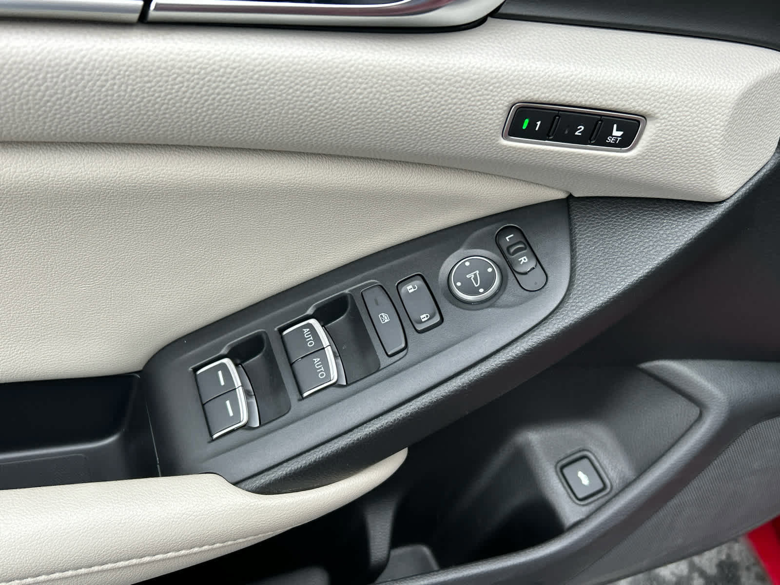 Used 2022 Honda Accord Touring image 29