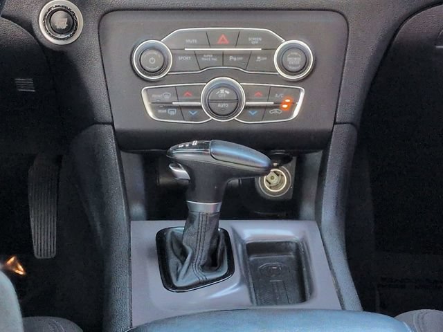 Used 2019 Dodge Charger R/T w/ Driver Confidence Group RWD image 18