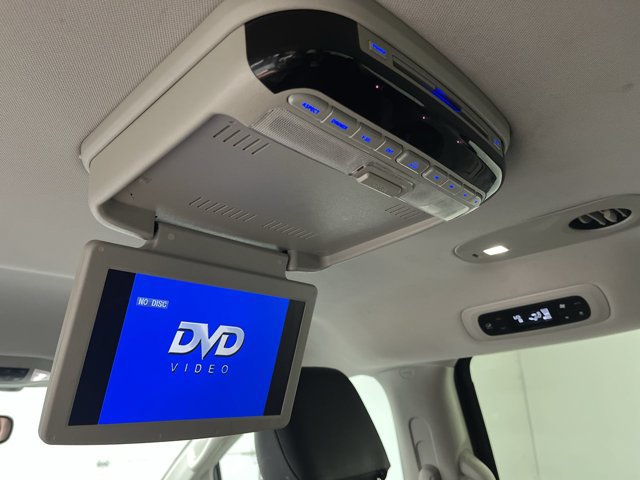 Used 2019 Chrysler Pacifica Touring-L FWD image 7