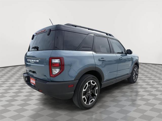 Certified 2022 Ford Bronco Sport Outer Banks w/ Tech Package AWD/4WD image 7