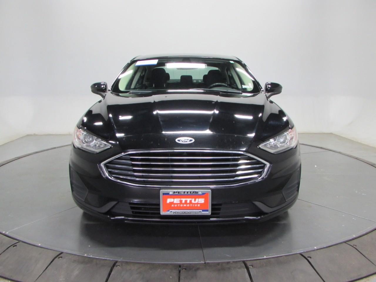 Certified 2020 Ford Fusion SE FWD image 2