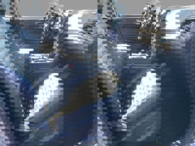 Certified 2024 Ford Edge SEL image 11