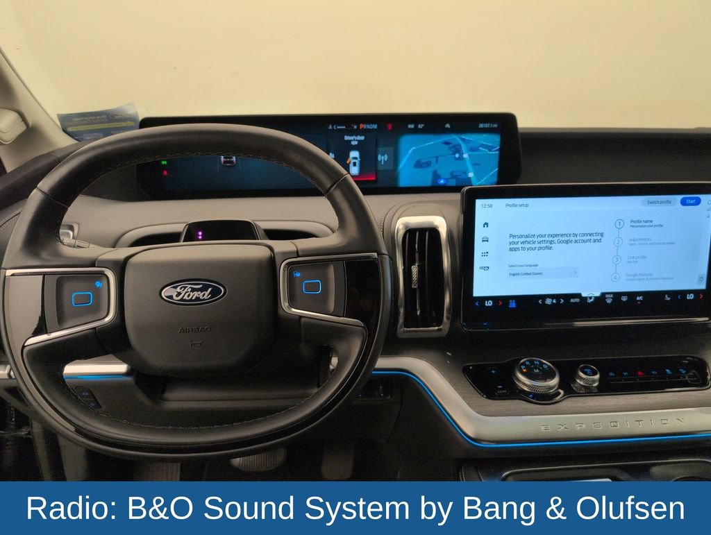 Certified 2025 Ford Expedition Platinum AWD/4WD image 23