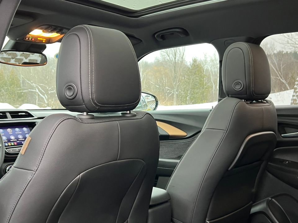 Used 2023 Chevrolet TrailBlazer ACTIV w/ Sun and Liftgate Package image 35