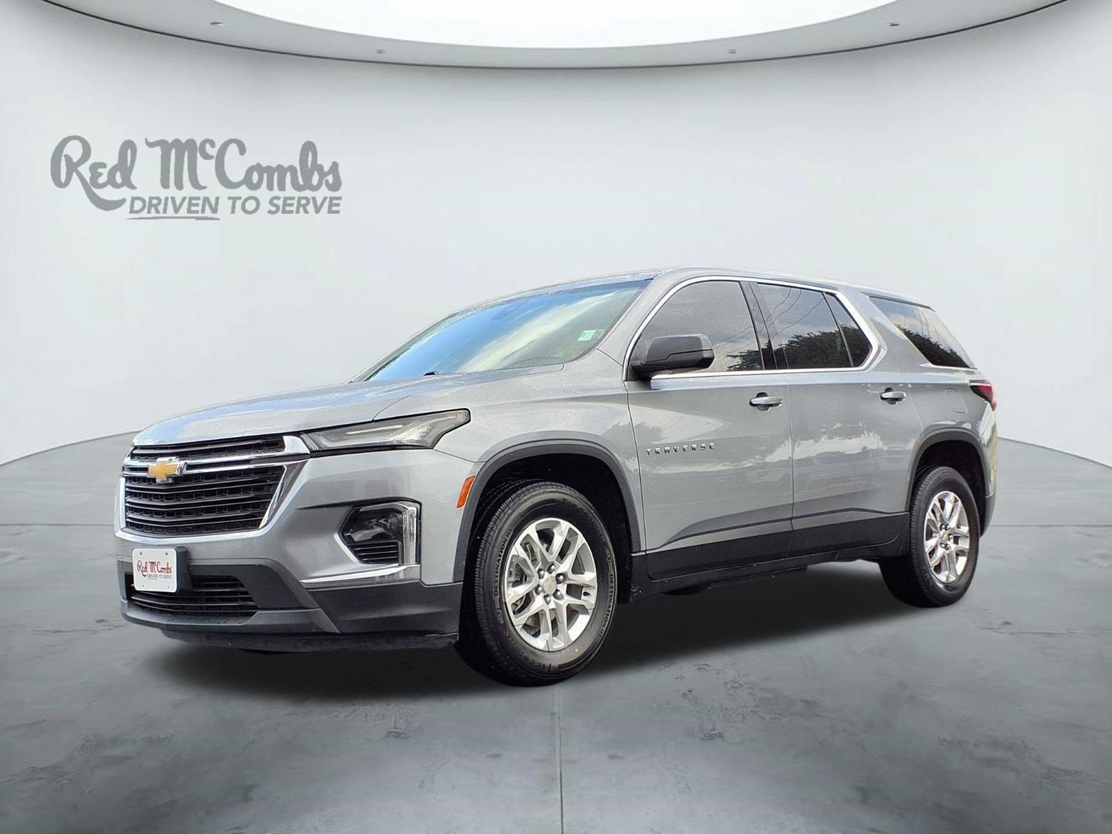 Used 2023 Chevrolet Traverse LS
