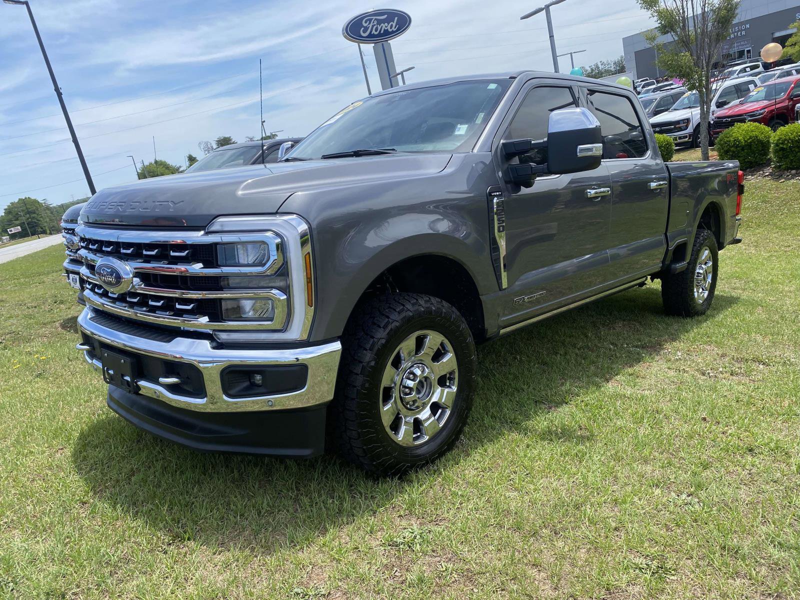 Certified 2024 Ford F250 Lariat w/ Lariat Ultimate Package AWD/4WD video 3