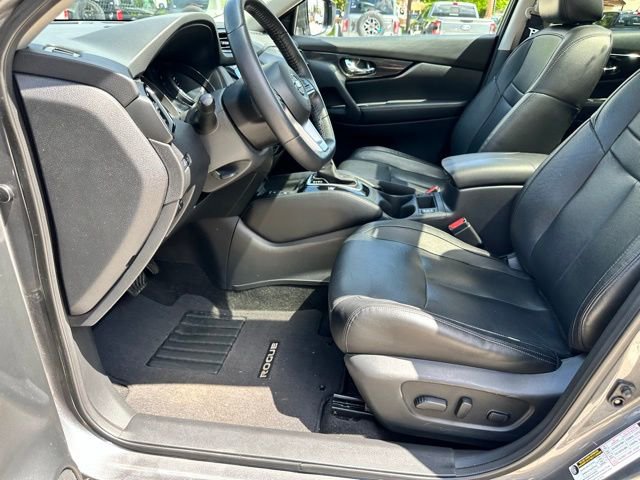 Used 2020 Nissan Rogue SL w/ Premium Package AWD/4WD image 31