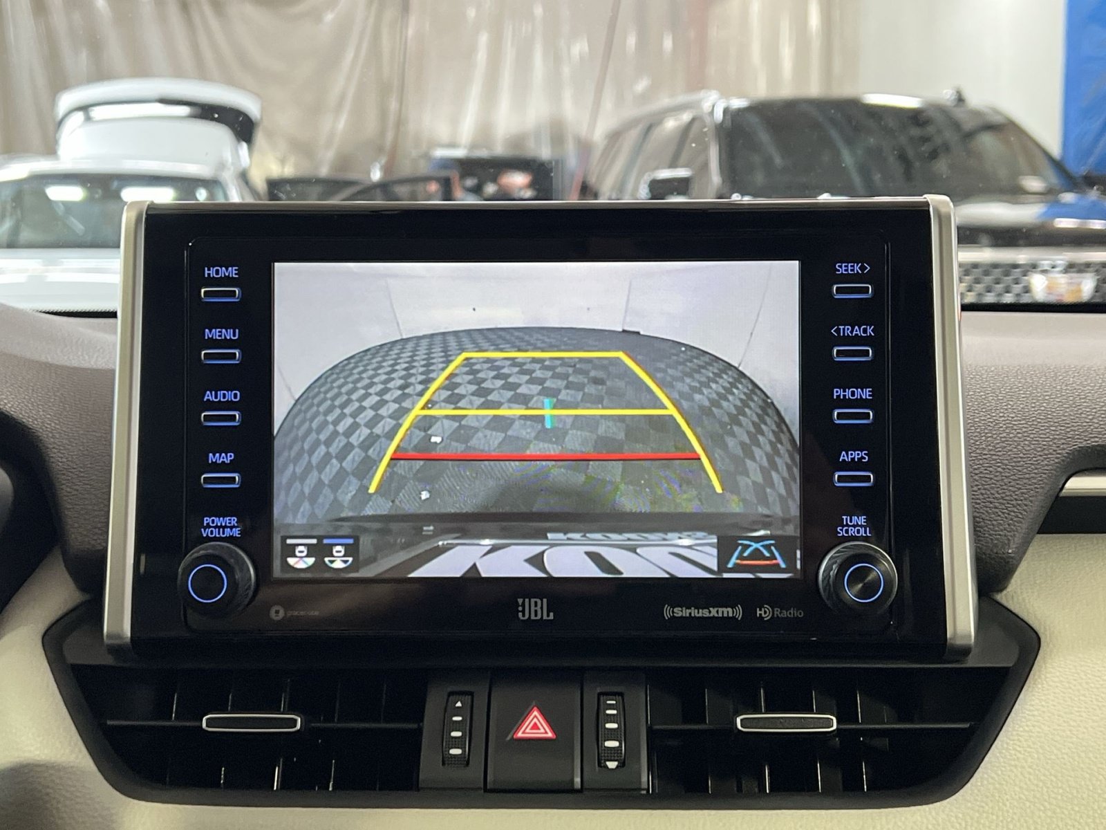 Used 2019 Toyota RAV4 XLE Premium FWD image 19