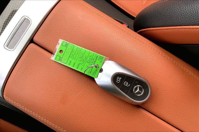Used 2023 Mercedes-Benz C 300 Sedan image 15