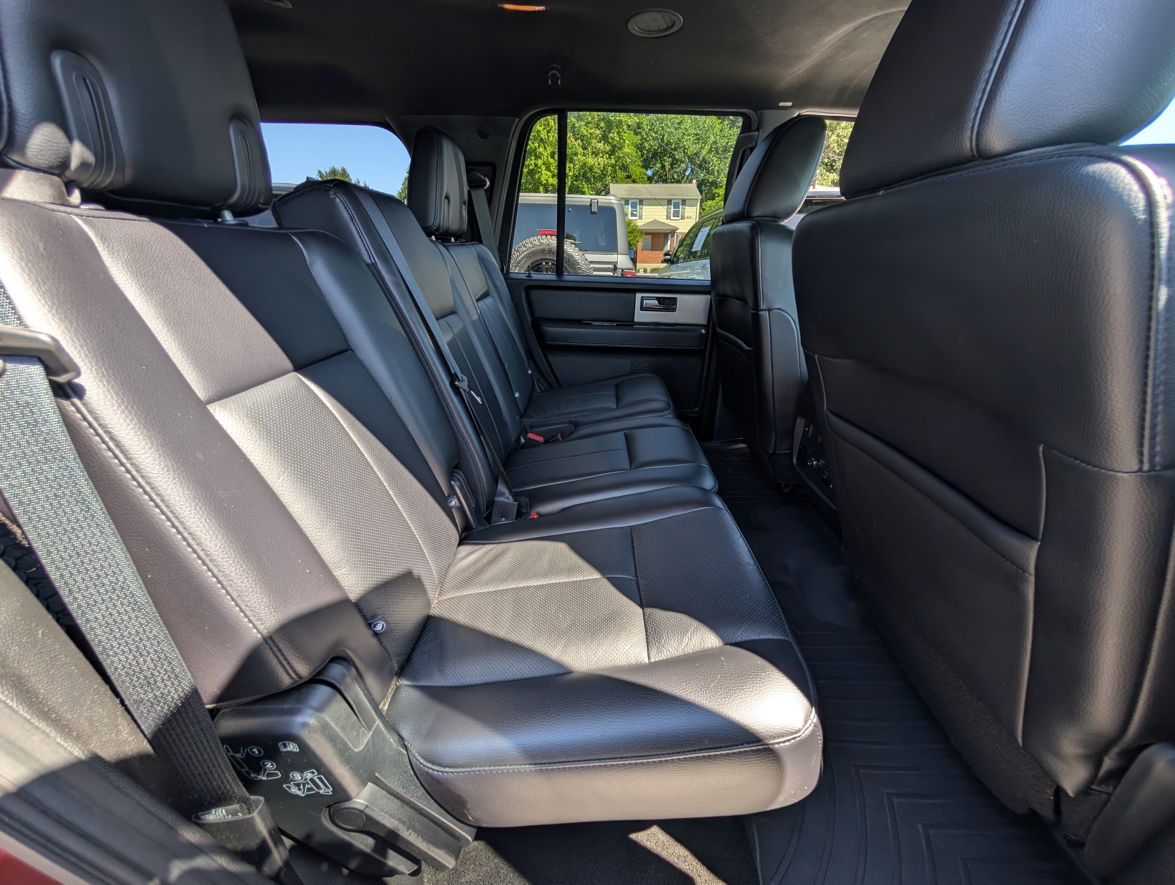 Certified 2017 Ford Expedition Limited AWD/4WD image 13