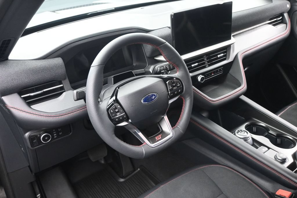 Certified 2026 Ford Explorer ST AWD/4WD image 6