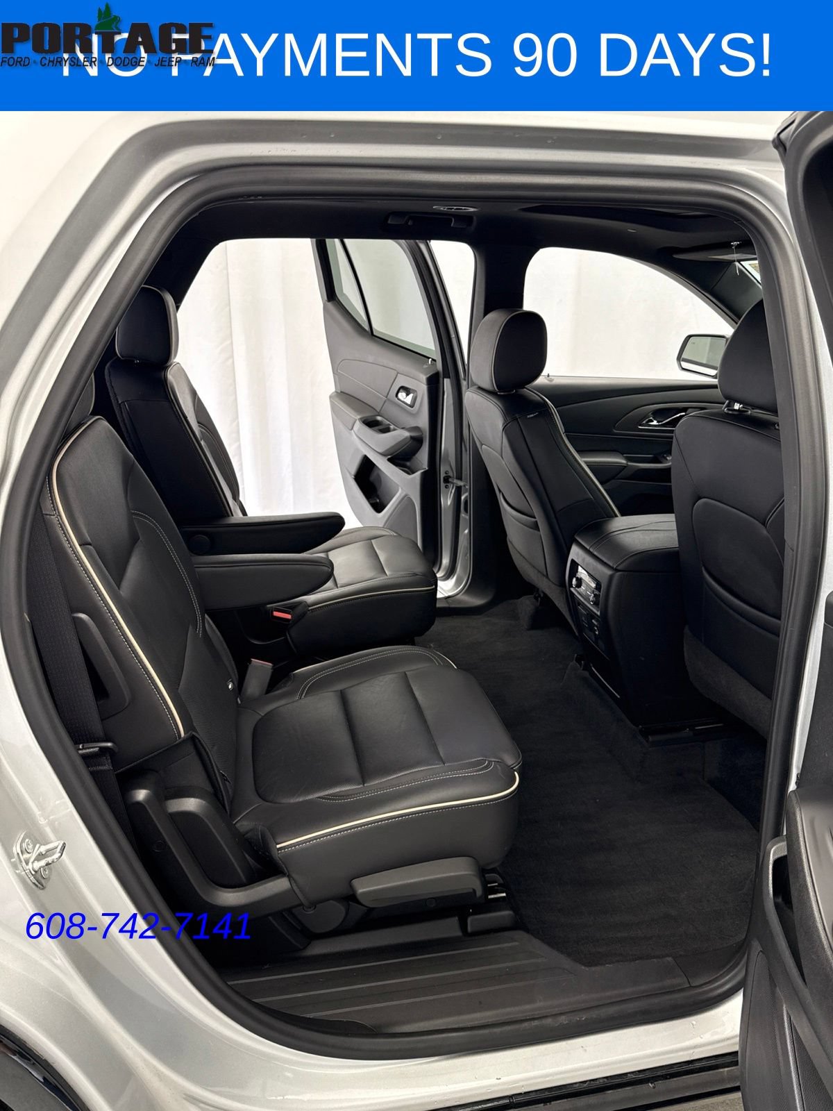 Used 2022 Chevrolet Traverse Premier w/ Redline Edition AWD/4WD image 31