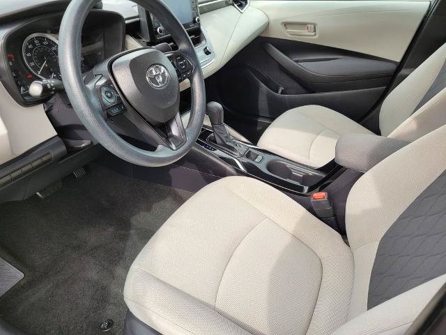 Used 2022 Toyota Corolla LE FWD image 14