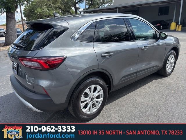Certified 2023 Ford Escape Active w/ Tech Pack #1 AWD/4WD image 9