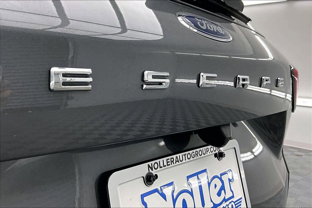Certified 2024 Ford Escape ST-Line w/ Tech Pack #1 image 10