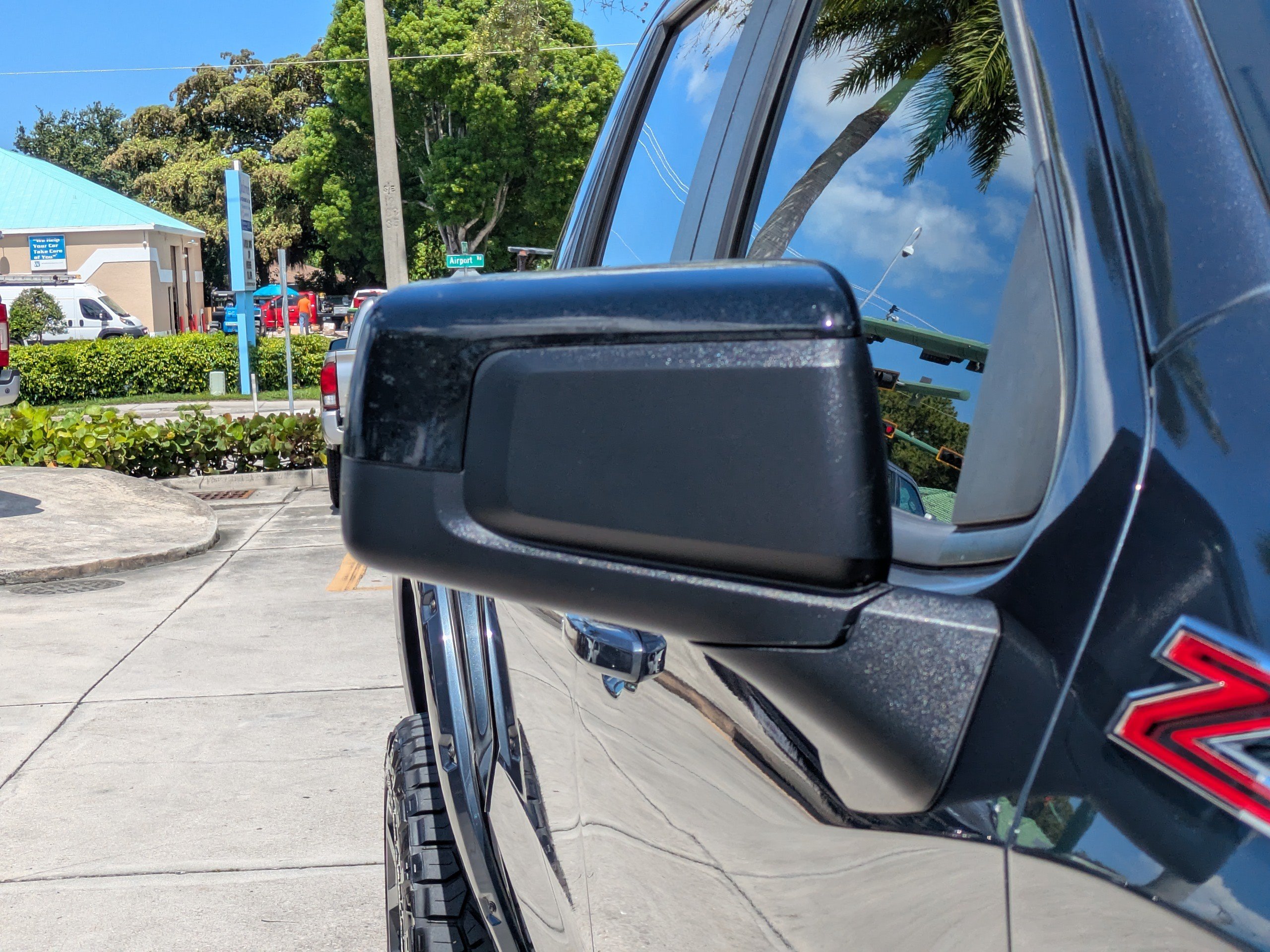 Used 2021 Chevrolet Silverado 1500 RST AWD/4WD image 10