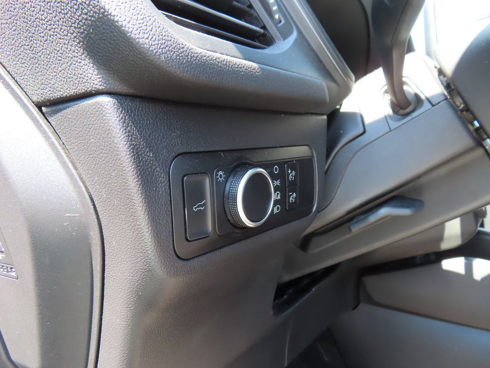 Certified 2024 Ford Escape Active AWD/4WD image 13