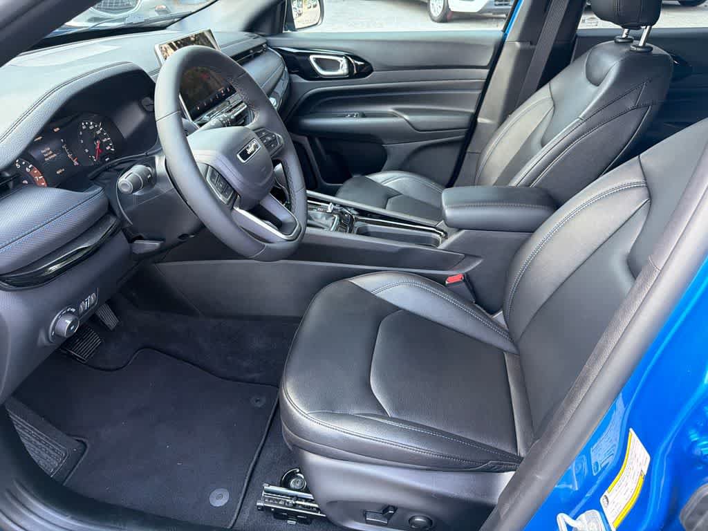 Used 2026 Jeep Compass Limited AWD/4WD image 10