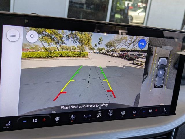 Certified 2024 Ford Escape Platinum image 29