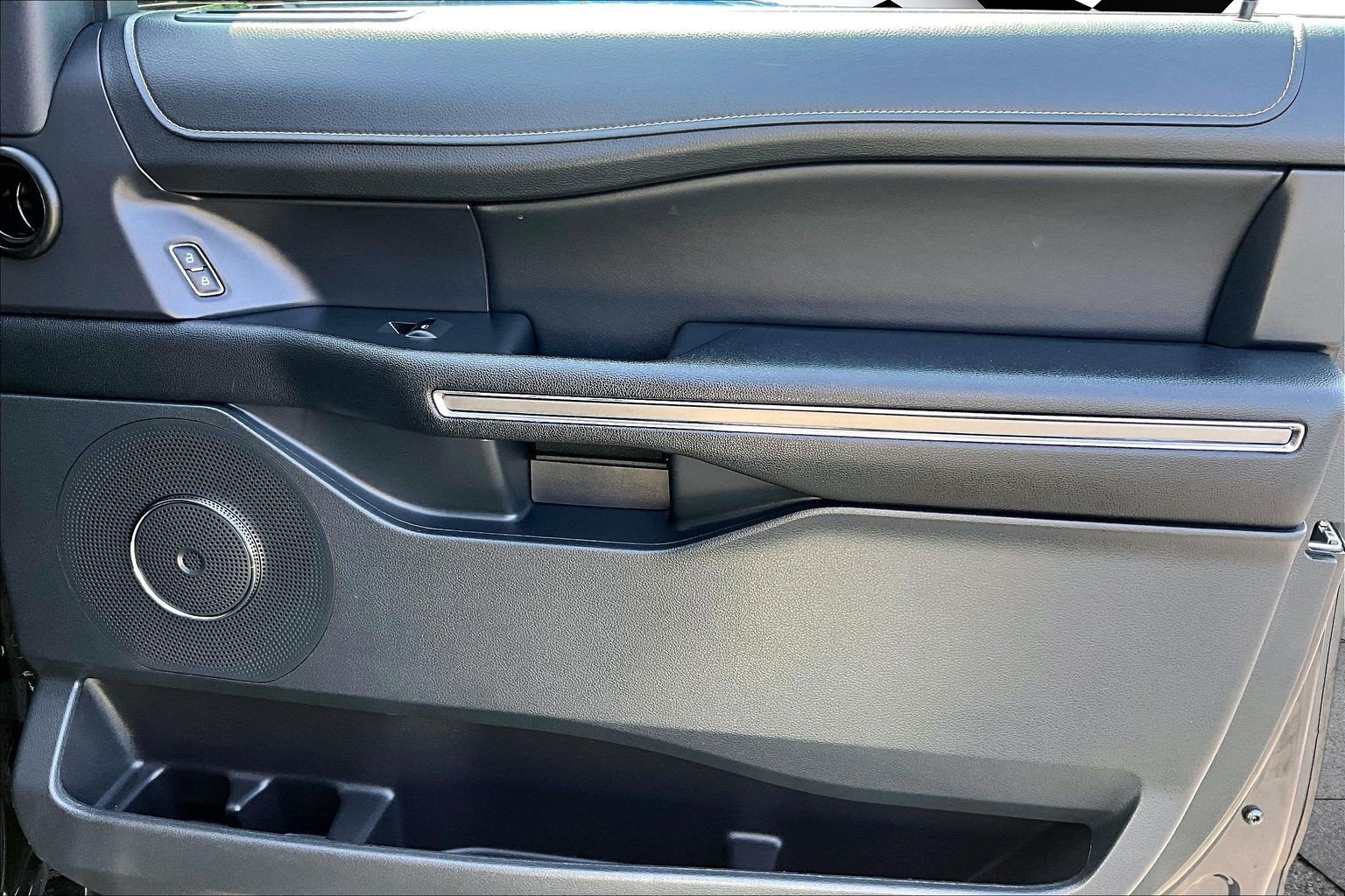 Certified 2022 Ford Expedition XLT AWD/4WD image 17