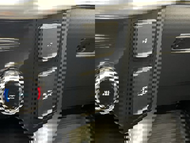 Certified 2023 Ford F150 Lariat w/ Equipment Group 502A High image 26