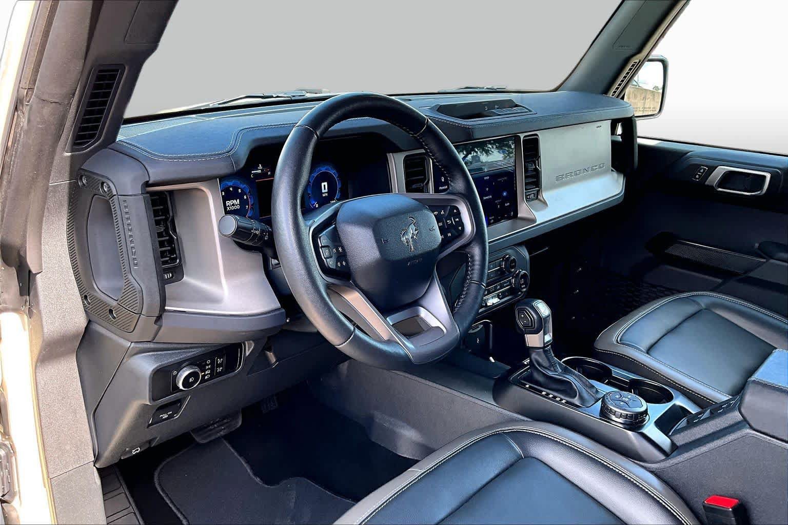 Certified 2025 Ford Bronco Outer Banks AWD/4WD image 18