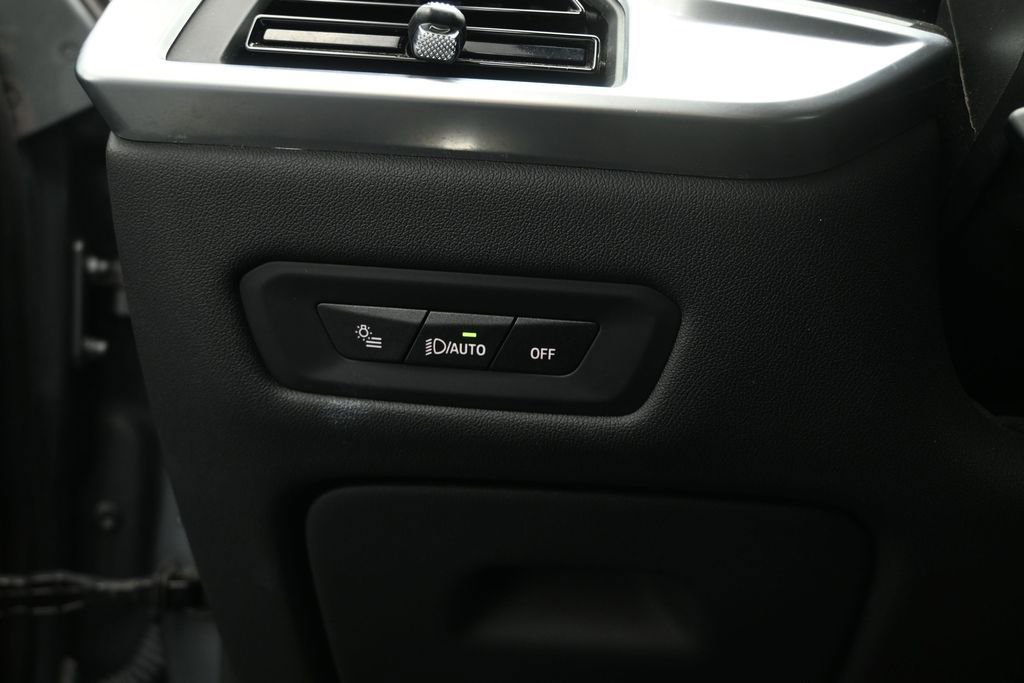 Used 2024 BMW X5 xDrive40i AWD/4WD image 12