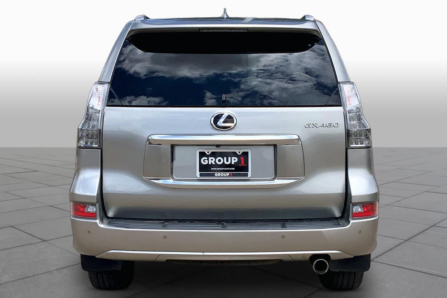 Used 2020 Lexus GX 460 Premium w/ Premium Package AWD/4WD image 5