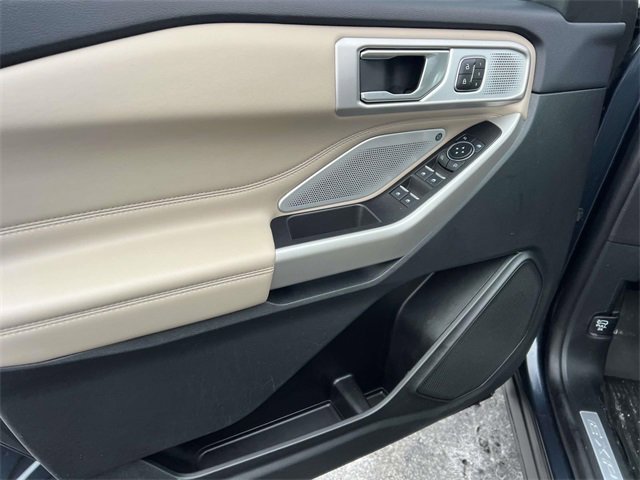 Certified 2023 Ford Explorer Limited w/ Limited Technology Package image 19