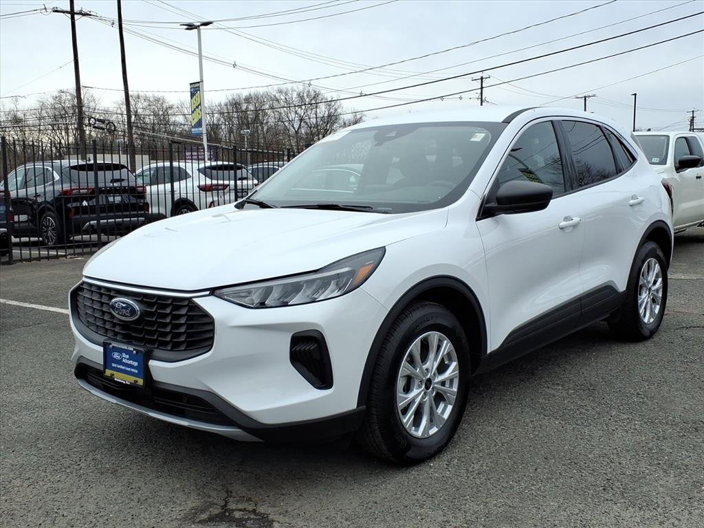 Certified 2023 Ford Escape Active image 3