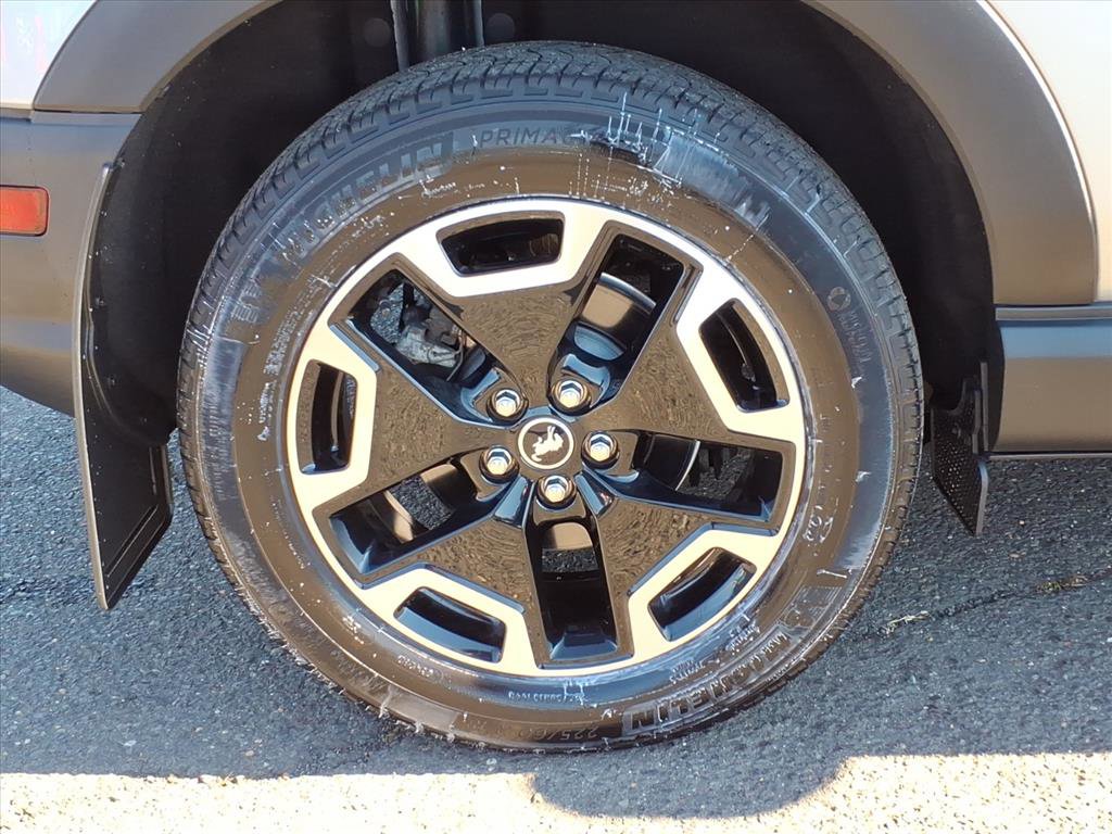 Certified 2022 Ford Bronco Sport Outer Banks w/ Tech Package image 9