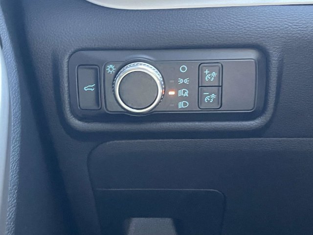 Certified 2023 Ford Explorer XLT RWD image 32
